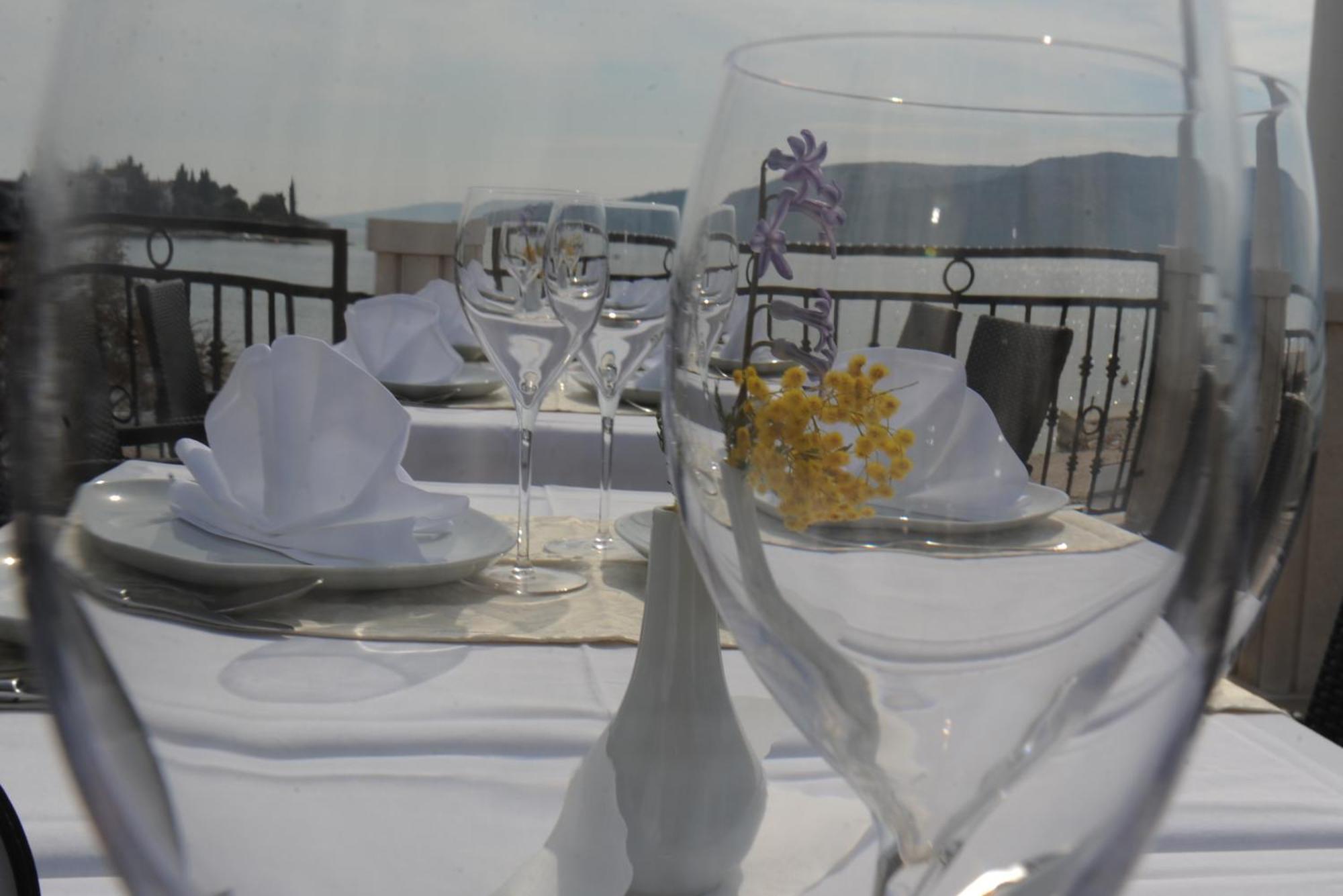 Mediterana Hotel Seget Vranjica
