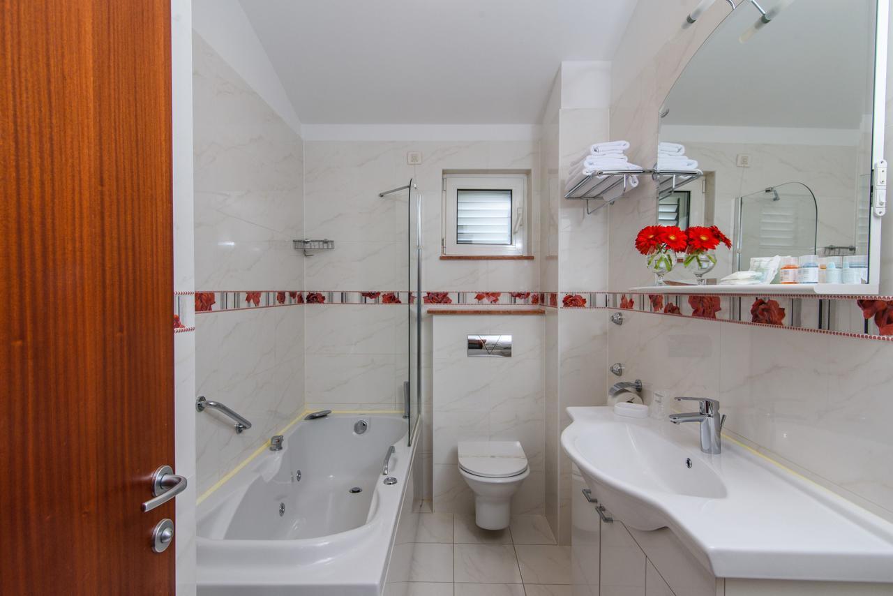 Hotel Mediterana 4*